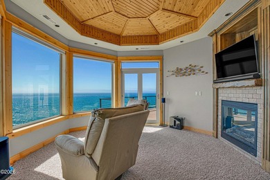 The epitome of spectacular Oregon Coast oceanfront. Experience - photo 38