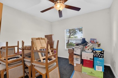 3 Bedroom 2 1/2 bath single family home. Vaulted ceilings - photo 38