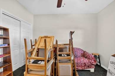 3 Bedroom 2 1/2 bath single family home. Vaulted ceilings - photo 39