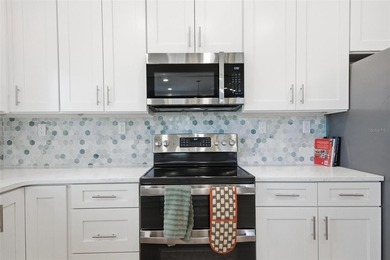 BRAND NEW CUSTOM BUILT 4 bedrooms, 2.5 baths home, just 400 - photo 8