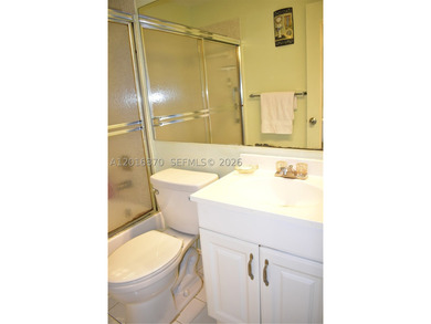 Very nicely kept condominium next to one of the swimming pools - photo 10