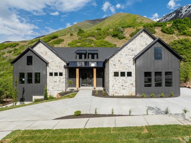 Utah Lake Home For Sale in Mapleton Utah