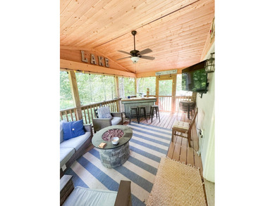 Tucked away in the gated Parksridge Community near Lake - photo 20