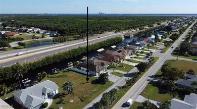 Caloosahatchee River Lot For Sale in Cape Coral Florida