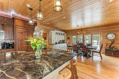 Here is your rare opportunity to own one of the most exceptional - photo 10