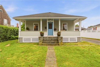 Set on a beautifully landscaped .14-acre lot, this 2-bedroom - photo 1