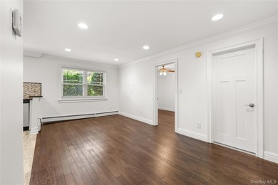 Enjoy waterfront living in this beautifully renovated - photo 6