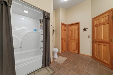 Space, storage, & location that's hard to beat. This well cared - photo 14