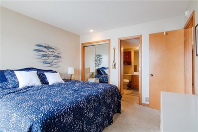Welcome to lake life at its BEST! This absolutely gorgeous - photo 17
