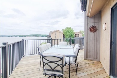 Welcome to lake life at its BEST! This absolutely gorgeous - photo 26