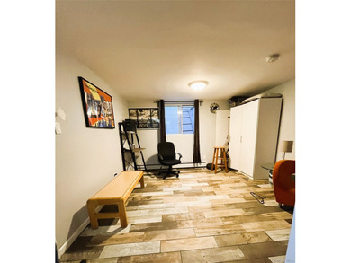 Four-bedroom, 1.5-bath brick Colonial in a prime location just - photo 7