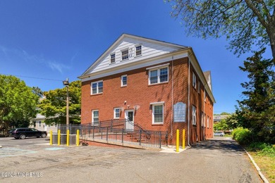 First time offered. Approximately 4800 square feet office - photo 4