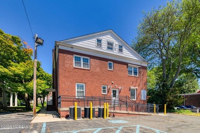 First time offered. Approximately 4800 square feet office - photo 6