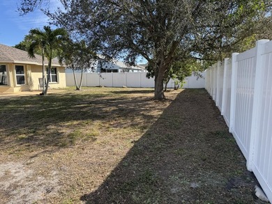 This is a perfect location for a commuter or a family that wants - photo 36