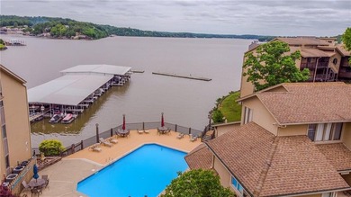 Welcome to lake life at its BEST! This absolutely gorgeous - photo 48