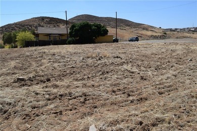 Here's an opportunity to own a flat and buildable lot in the - photo 9