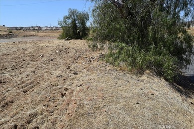 Here's an opportunity to own a flat and buildable lot in the - photo 10