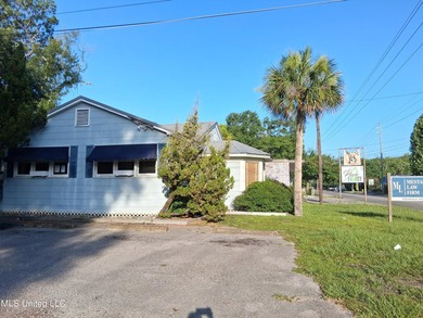 Great location for your office. Busy street. Lots of parking in - photo 4