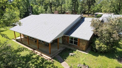 (private lake, pond, creek) Home For Sale in Henderson Texas