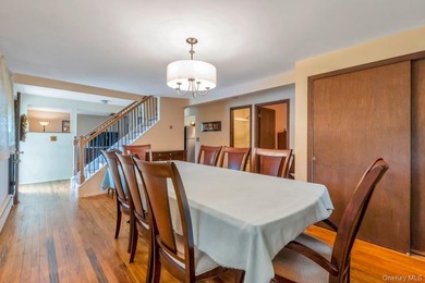 Rare and incredibly unique expanded oversized Colonial offering - photo 24