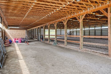 A rare opportunity to own a 392.5 ac turnkey equestrian ranch - photo 9