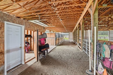 A rare opportunity to own a 392.5 ac turnkey equestrian ranch - photo 10