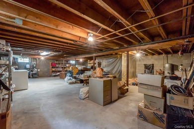 Rare and incredibly unique expanded oversized Colonial offering - photo 40