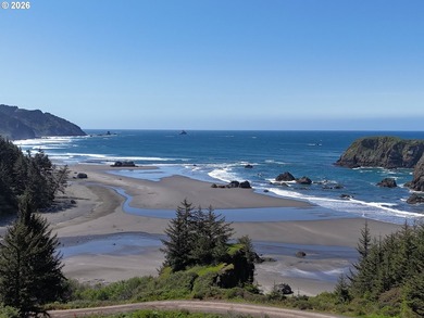 Ocean views. Vaulted ceilingspletely updated. Ready to rent or - photo 6
