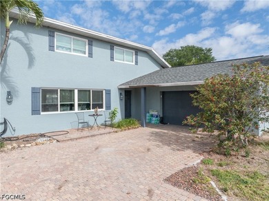 Looking for Space? This is the one. 4 Bedroom, 3 Bath + a Den - photo 3