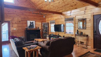 RUSTIC 2 STORY HOME / WALKING DSTANCE TO A MARINA - photo 6