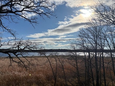 BEAUTIFUL LAKE LOT With 154 FEET of LAKESHORE + BACK LOT-Privacy - photo 5