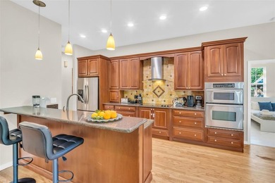 This tastefully renovated 4 bedroom, 2 bath, 2 car garage - photo 4
