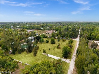 Welcome to Rancho de las Palmas - a rare 2.5-acre fully fenced - photo 15