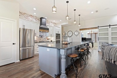 Lake Lou Ella Home For Sale in Bullard Texas