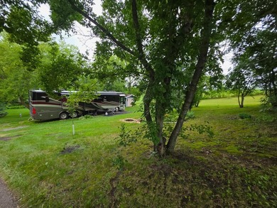 Welcoming, spacious lot near the pool and primary bath house at - photo 21