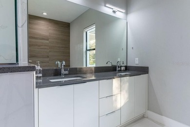 Experience of luxury living in this 2021 custom-built - photo 23