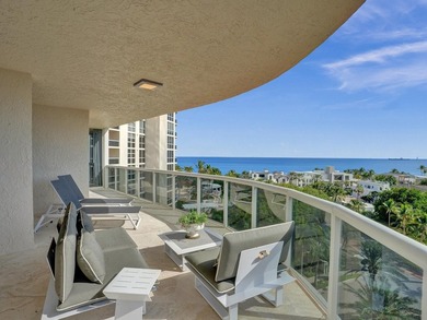 Beautifully Renovated wrap-around condo features 3BR, 2.5BA with - photo 26