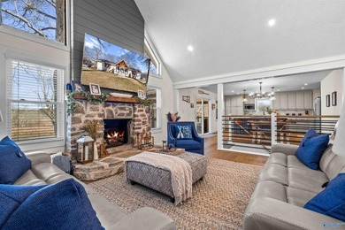 Waterfront living at its best! This newly renovated one-story - photo 9