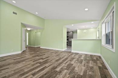 Discover this beautifully renovated 3-bedroom, 2-bath residence - photo 9