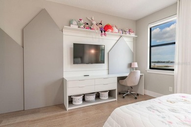 Experience of luxury living in this 2021 custom-built - photo 38