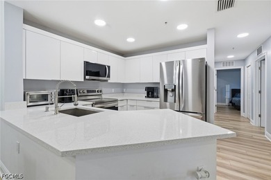 Awesome Interior Remodel. Large Master Suite. Second Bedroom - photo 3