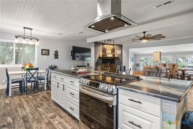 Discover the perfect blend of comfort, flexibility, and lake - photo 4