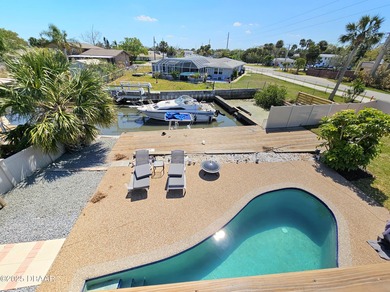 $799,000 - Rare Multi-Generational Waterfront Home with 8+ Car - photo 5