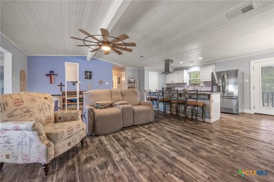 Discover the perfect blend of comfort, flexibility, and lake - photo 7