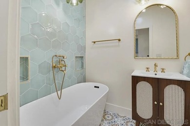 Nestled in one of San Diego's most sought-after neighborhoods - photo 5