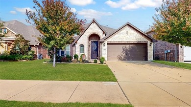 (private lake, pond, creek) Home For Sale in Denton Texas