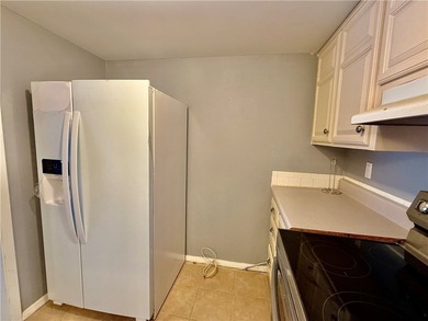 Updated two-level, three-bedroom, two-bath townhouse in Drake - photo 12
