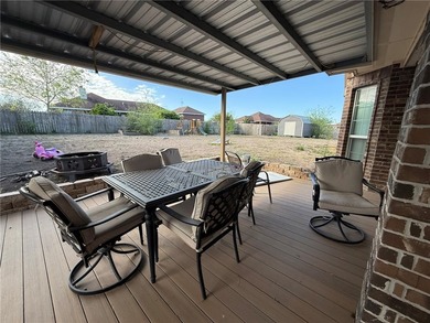This beautiful custom-built 3-bedroom, 2.5-bath brick home sits - photo 17