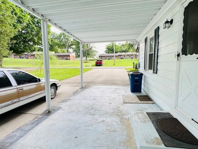 Nice, 3 Bedroom / 2 Bath House & 20ft x 25ft Detached Garage on - photo 17