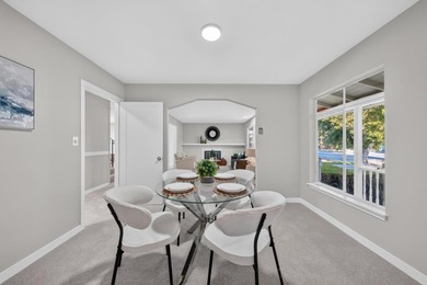 Welcome to this spacious 4-bedroom, 2-bathroom home offering 1 - photo 19
